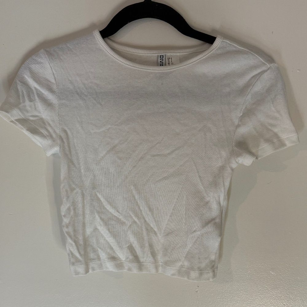 H&M Short Sleeve Baby Tee